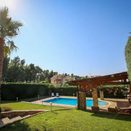 Sani Deluxe Villa