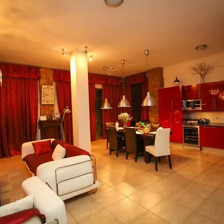 Villa Sani Deluxe *